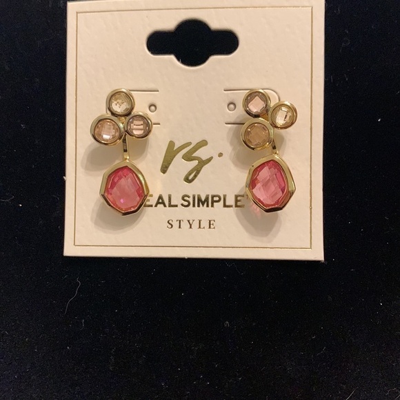 Gold Tone Crystal Earrings & Bracelet Set - Picture 4 of 5